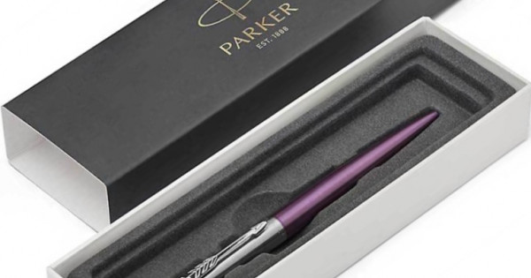 Parker Jotter Victoria Violet Ballpoint Pen - Gift Boxed - Blue Ink